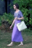 63698_Preppie_-_Anne_Hathaway_on_the_Dancing_With_Shiva_set_in_Connecticut_-_Sept__26_2007_747_1.jpg